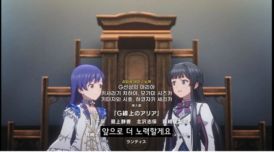 @)자기가 수록한 곡이 나와서 감격하는 작곡가