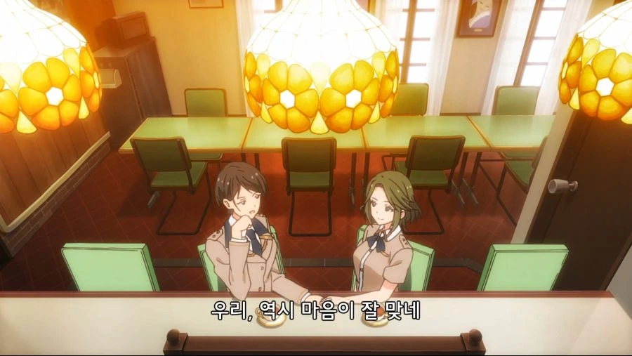 레즈커플이 몸 비틀면서 긴급회피 하는 만화 - 이미지 32