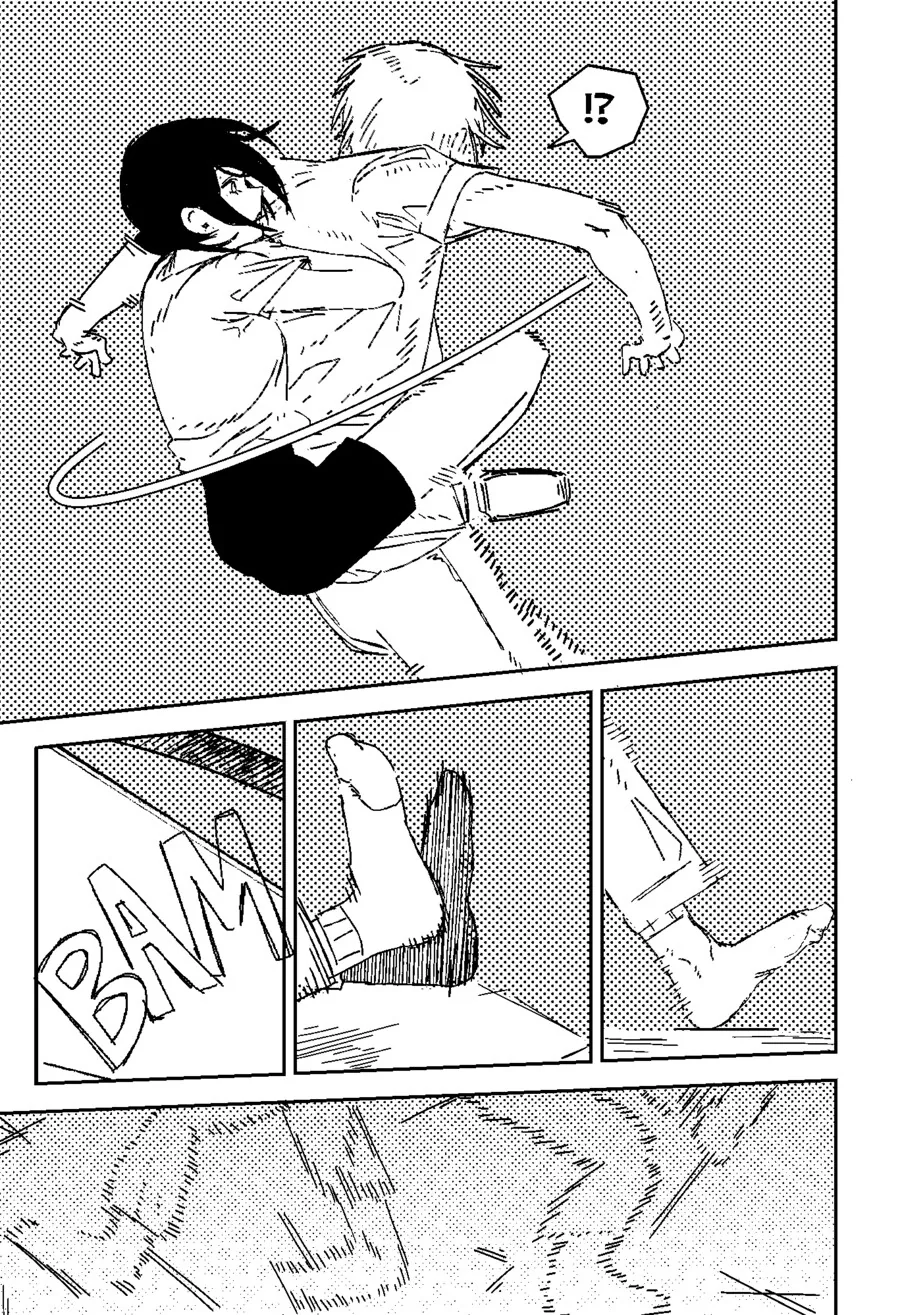 체인소맨)등 뒤를 잡힌 덴지.jpg